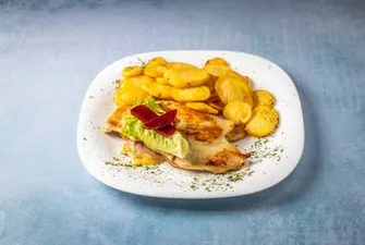 Pileći file na žaru punjen sirom i šunkom