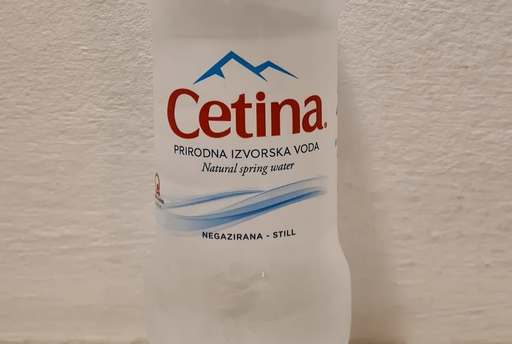 Voda (negazirana) 0,5 l (PET)